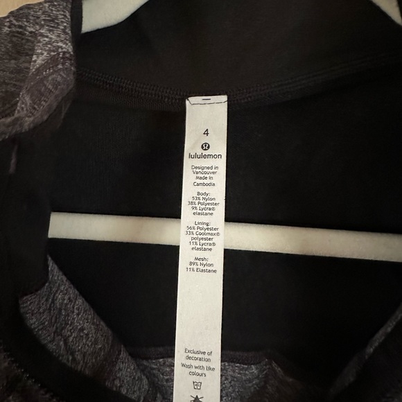 Camo Lululemon full zip - Picture 2 of 3